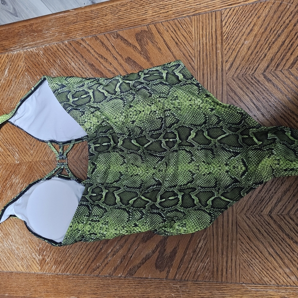 Green Snakeskin One-Piece Swimsuit - Picture 2 of 4